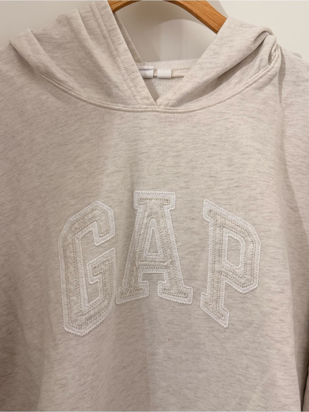 GAP Cream Embroidered Logo Hoodie size XL